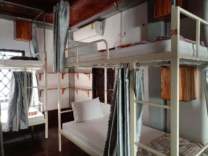 City Backpackers & Travel Luang Prabang Luaran gambar